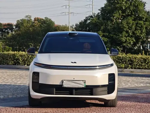 Li Auto L6, 2024