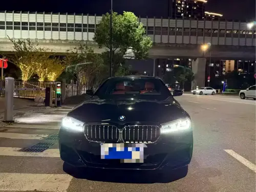BMW 5-Series, 2023