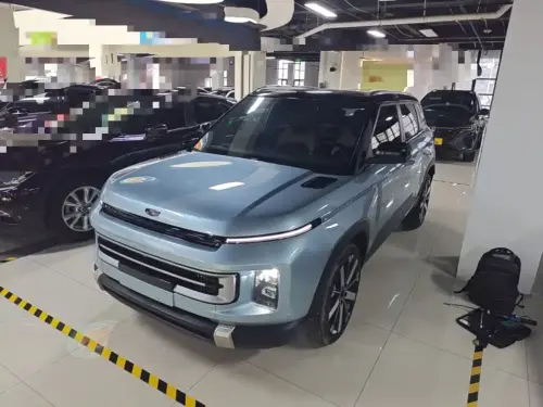 Geely ICON, 2023