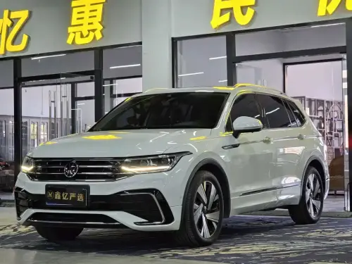 Volkswagen Tiguan, 2023