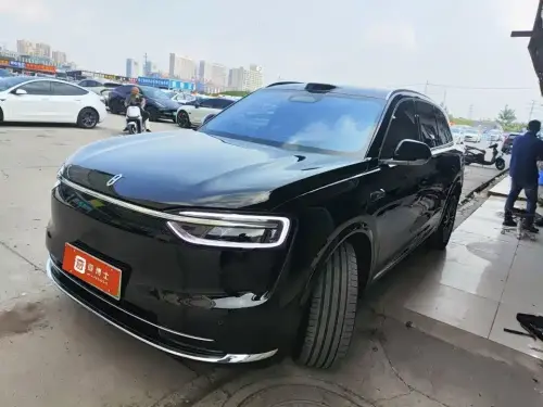 AITO M7, 2025