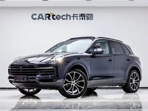 Porsche Cayenne, 2023