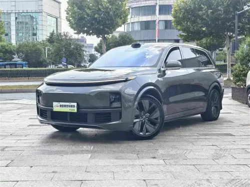 Li Auto L9, 2025