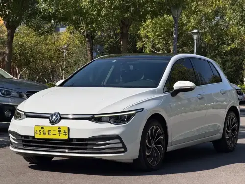 Volkswagen Golf, 2021