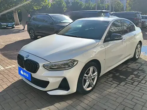 BMW 1-Series, 2022