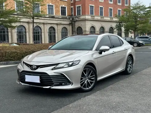 Toyota Camry, 2023