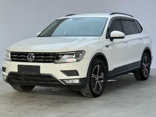 Volkswagen Tiguan, 2020