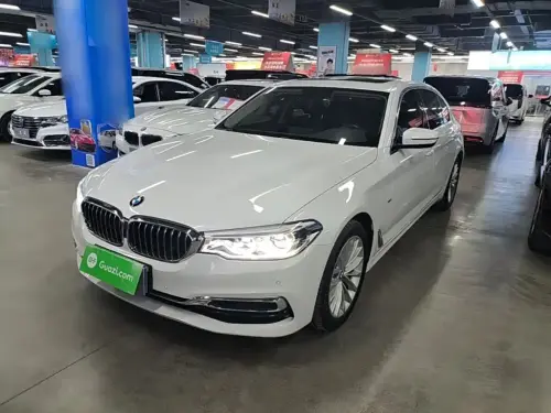 BMW 5-Series, 2020