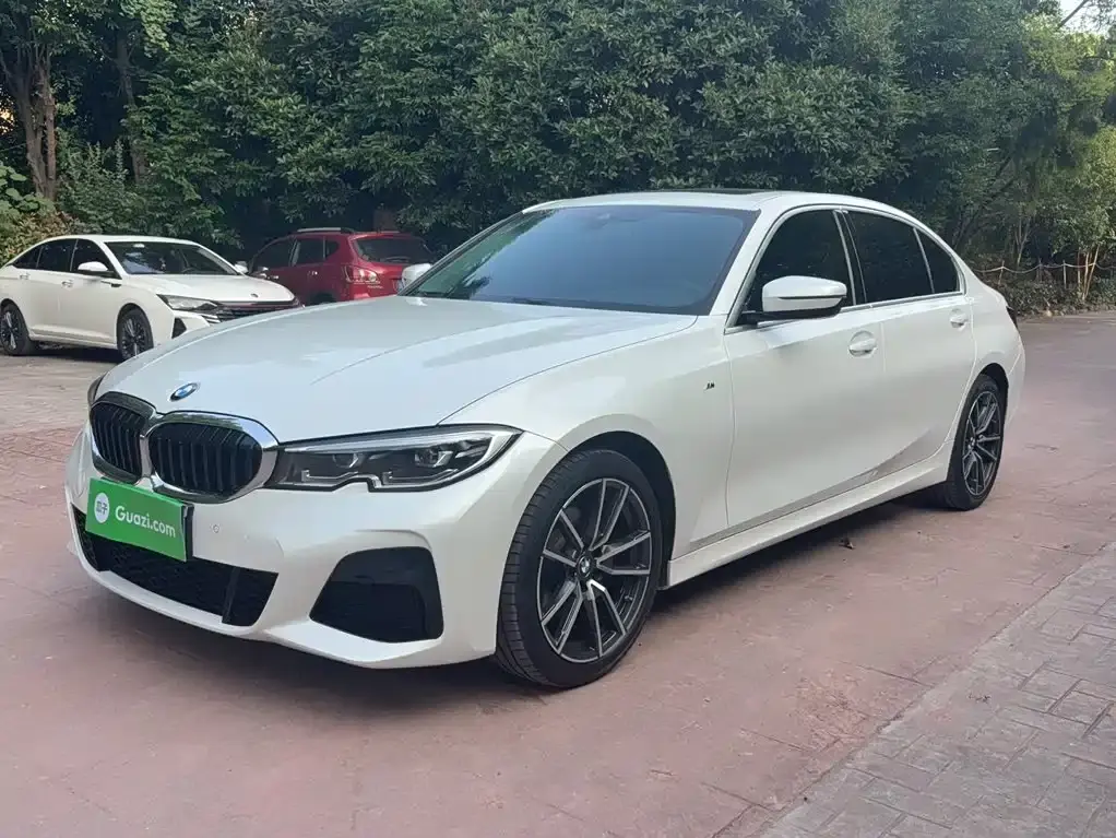 BMW 宝马3系, 2022