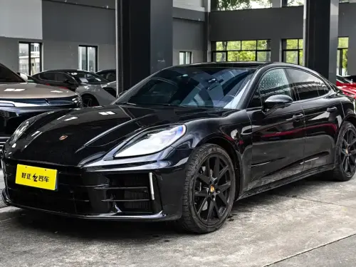 Porsche Panamera, 2024