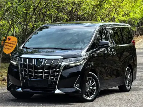 Toyota Alphard, 2023