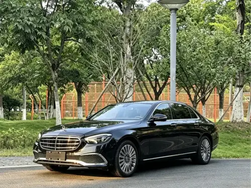 Mercedes-Benz E-Class, 2022