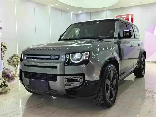 Land Rover Defender, 2024