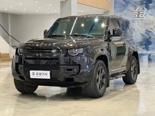 Land Rover Defender, 2023