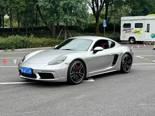 Porsche 718, 2022