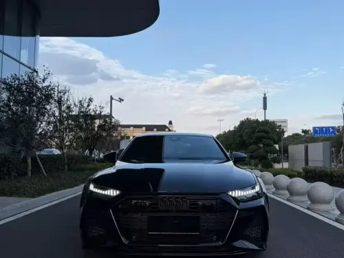 Audi RS7, 2022