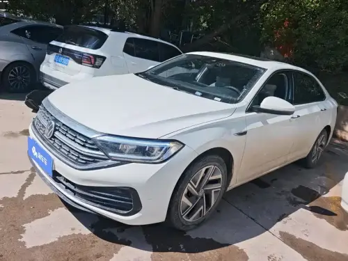 Volkswagen Sagitar, 2025