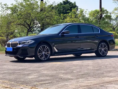 BMW 5-Series, 2023