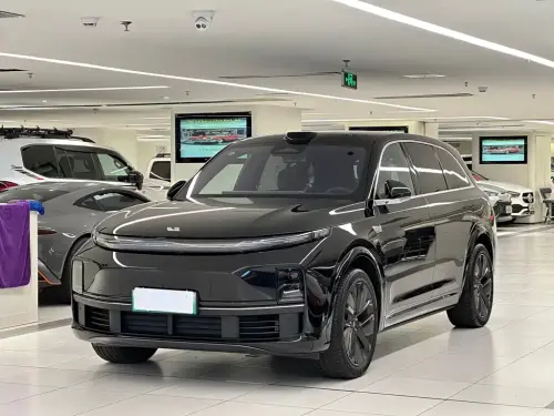 Li Auto L7, 2025