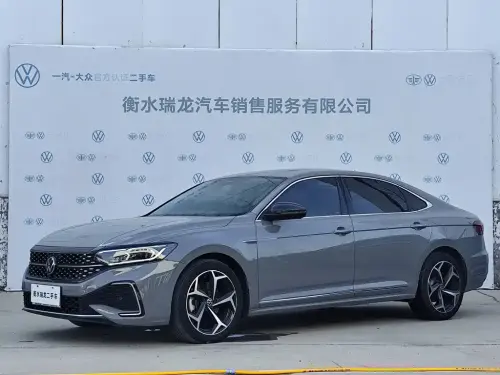 Volkswagen Passat, 2024