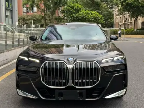 BMW 7-Series, 2023