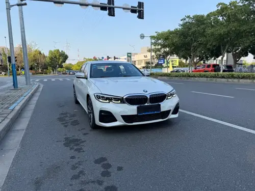 BMW 3-Series, 2020
