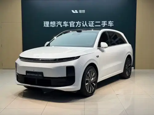 Li Auto L6, 2025