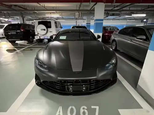 Aston Martin V8 Vantage, 2023