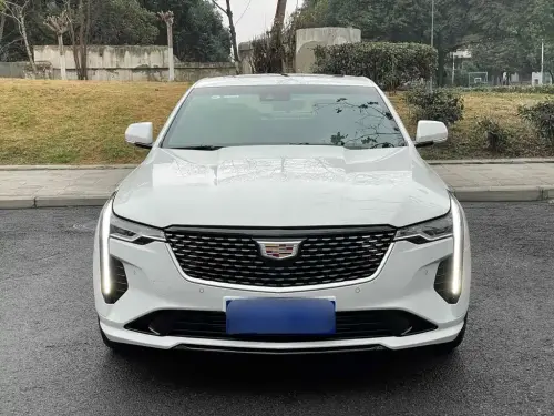 Cadillac CT4, 2022