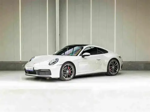 Porsche 911, 2023