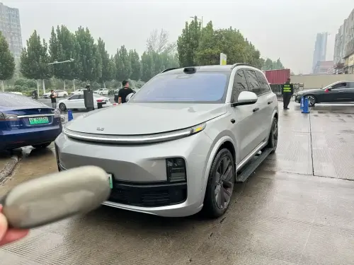 Li Auto L9, 2023