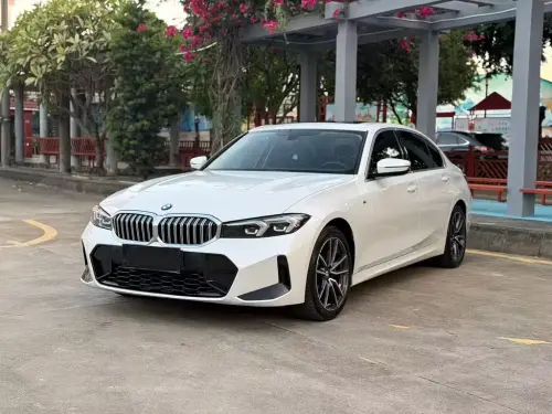 BMW 3-Series, 2023