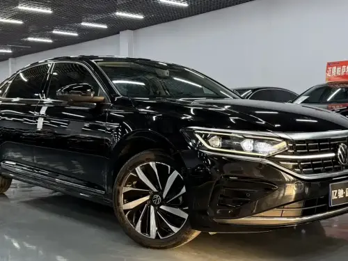 Volkswagen Passat, 2021