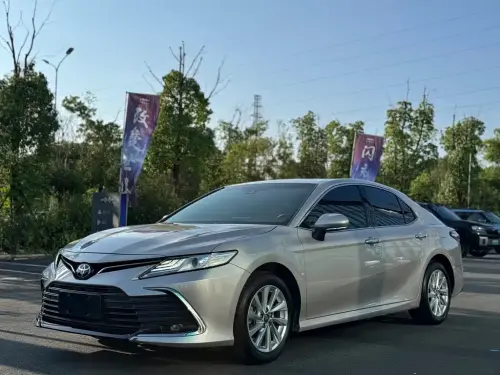 Toyota Camry, 2023