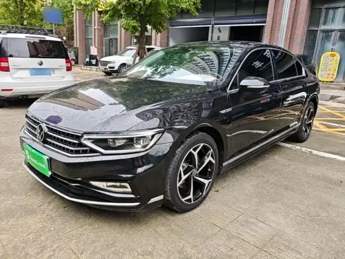 Volkswagen Magotan, 2023