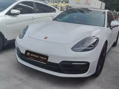 Porsche Panamera, 2022