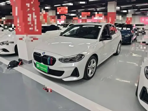 BMW 1-Series, 2021