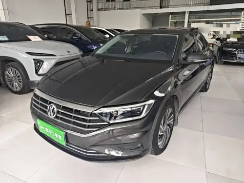 Volkswagen Sagitar, 2022