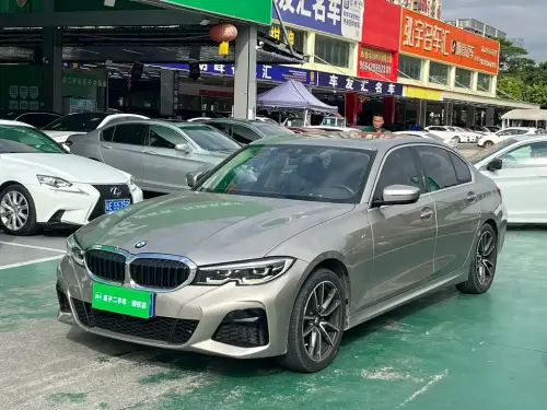 BMW 3-Series, 2021
