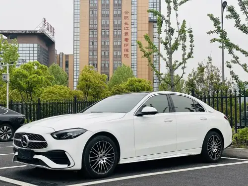 Mercedes-Benz C-Class, 2022