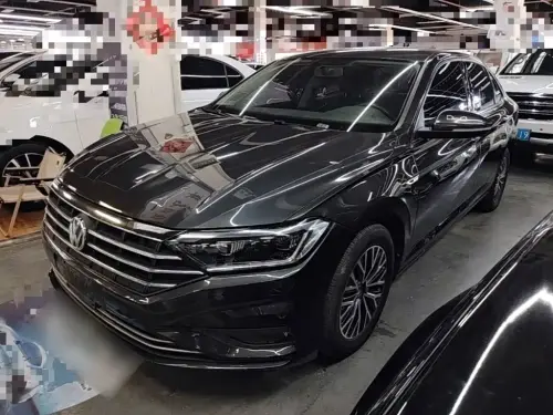 Volkswagen Sagitar, 2020