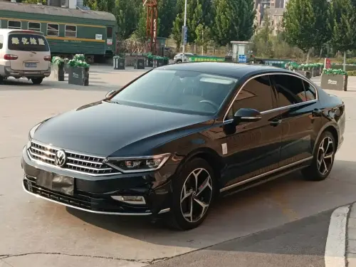 Volkswagen Magotan, 2023