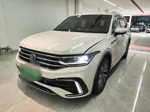 Volkswagen Tiguan, 2022