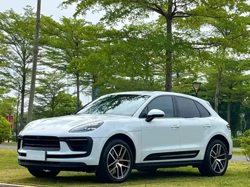 Porsche Macan, 2022