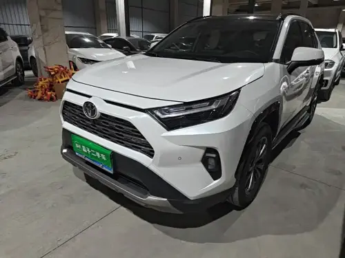 Toyota RAV4, 2025