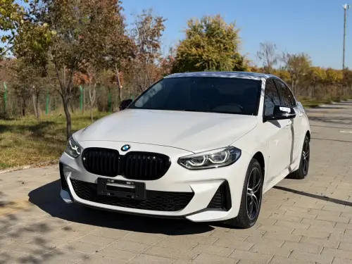 BMW 1-Series, 2022