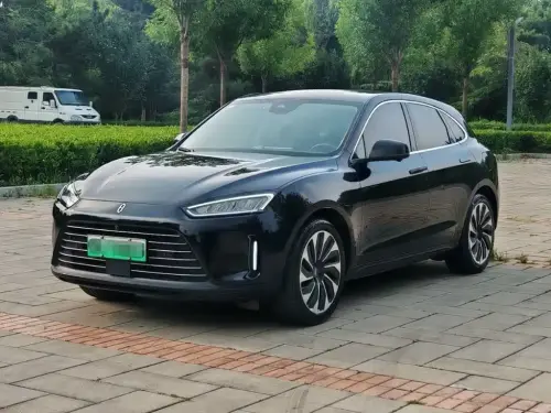 AITO M5, 2022