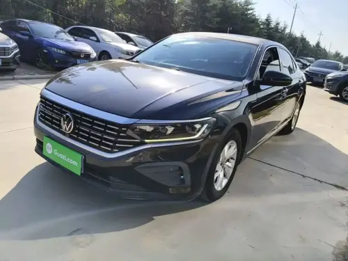 Volkswagen Passat, 2023