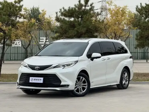 Toyota Sienna, 2024