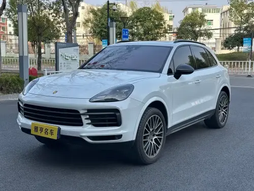 Porsche Cayenne, 2023
